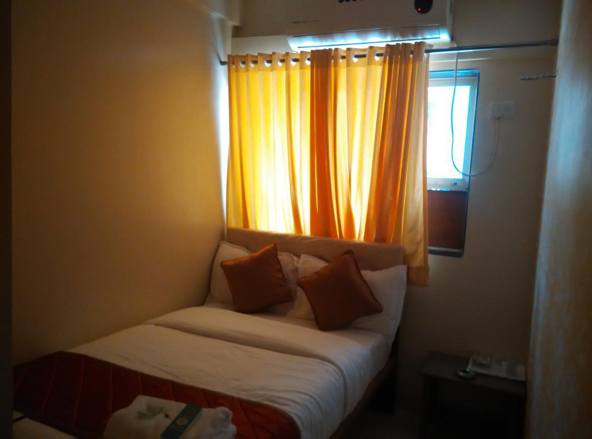 Hotel Silver Castle Mumbai Exterior photo