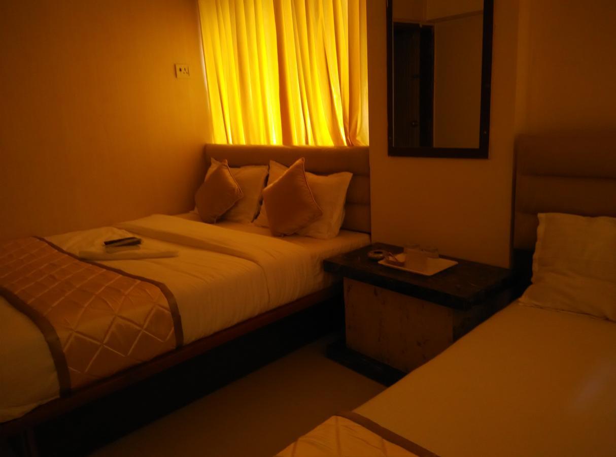Hotel Silver Castle Mumbai Exterior photo